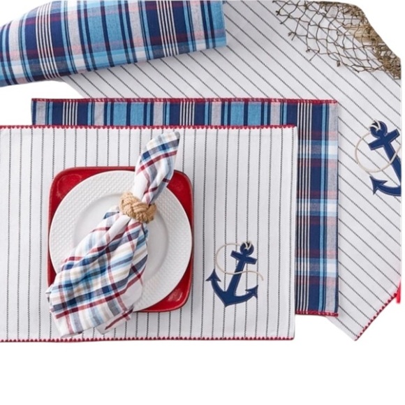 Design Imports Other - Design Imports Drop Anchor Embellished Set of 4 Cloth Napkins and 4 Placemats